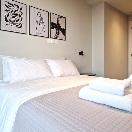 Aeon Residences - In The Heart Of Paphos Bagian luar foto