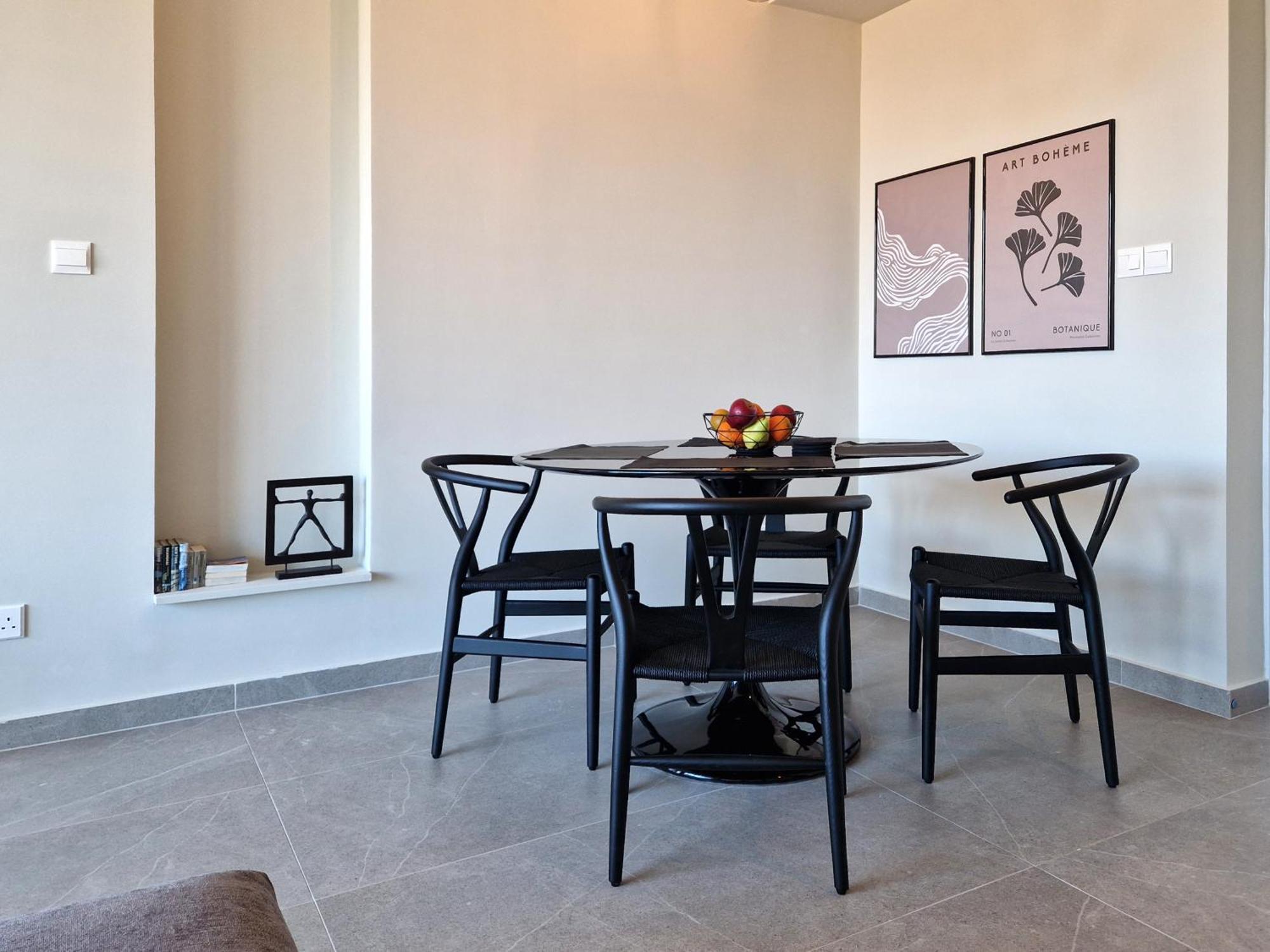 Aeon Residences - In The Heart Of Paphos Bagian luar foto