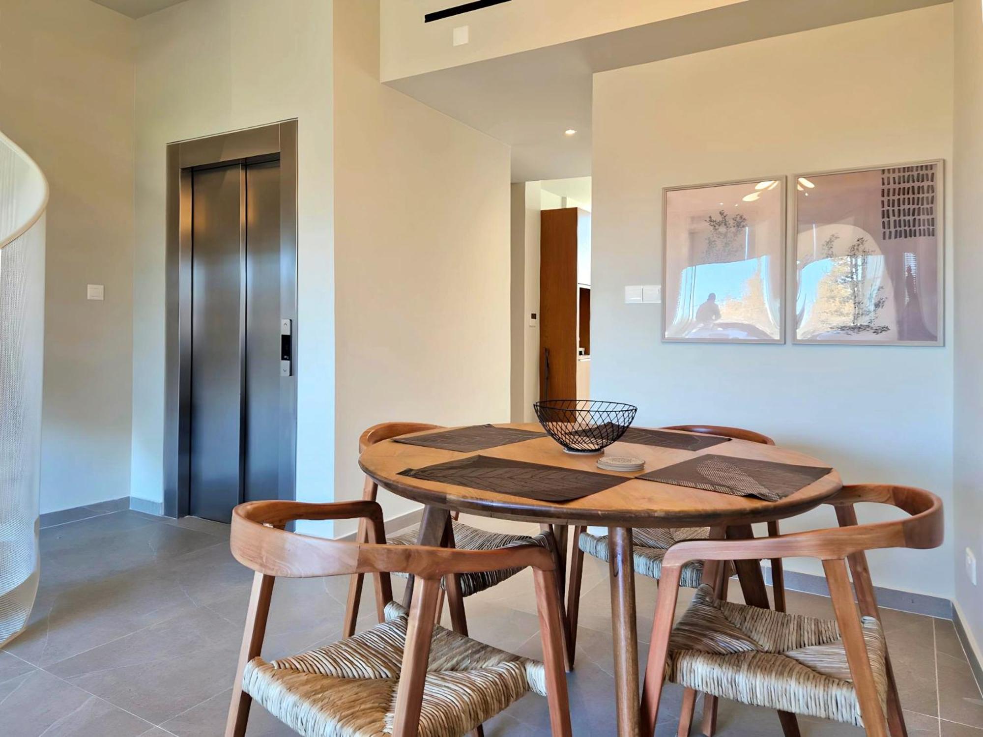 Aeon Residences - In The Heart Of Paphos Bagian luar foto